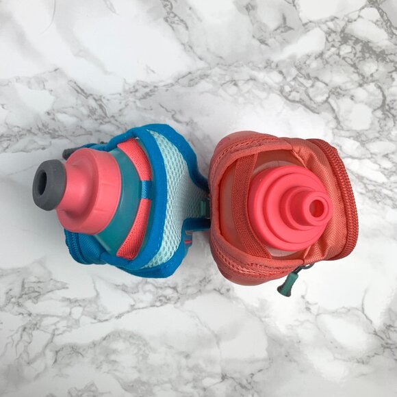 Two Handheld Hydration Bottles - Picture 3 of 8